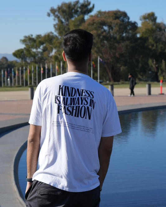 limited edition men's relaxed-fit | slogan tee in off white